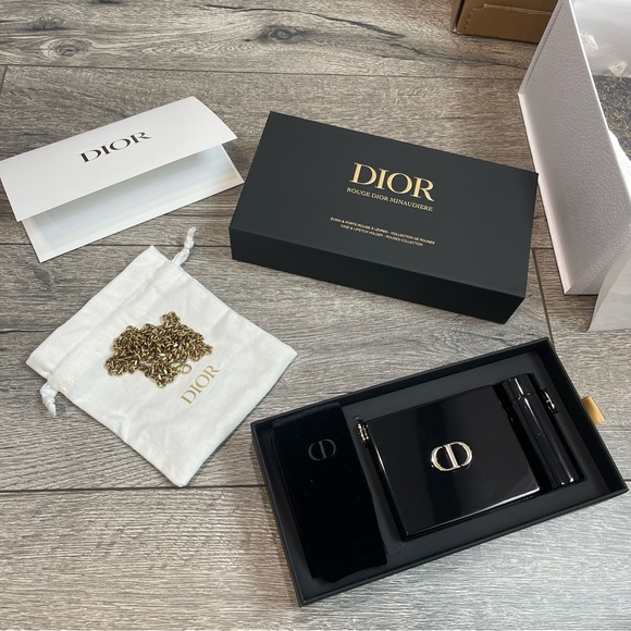 Dior 2023 Limited Edition Set (Lipsticks not included) - Picture 1 of 6